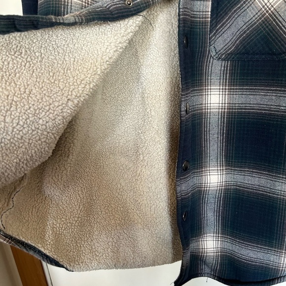 Matix Men’s Shacket Small plaid snap up - Picture 5 of 8